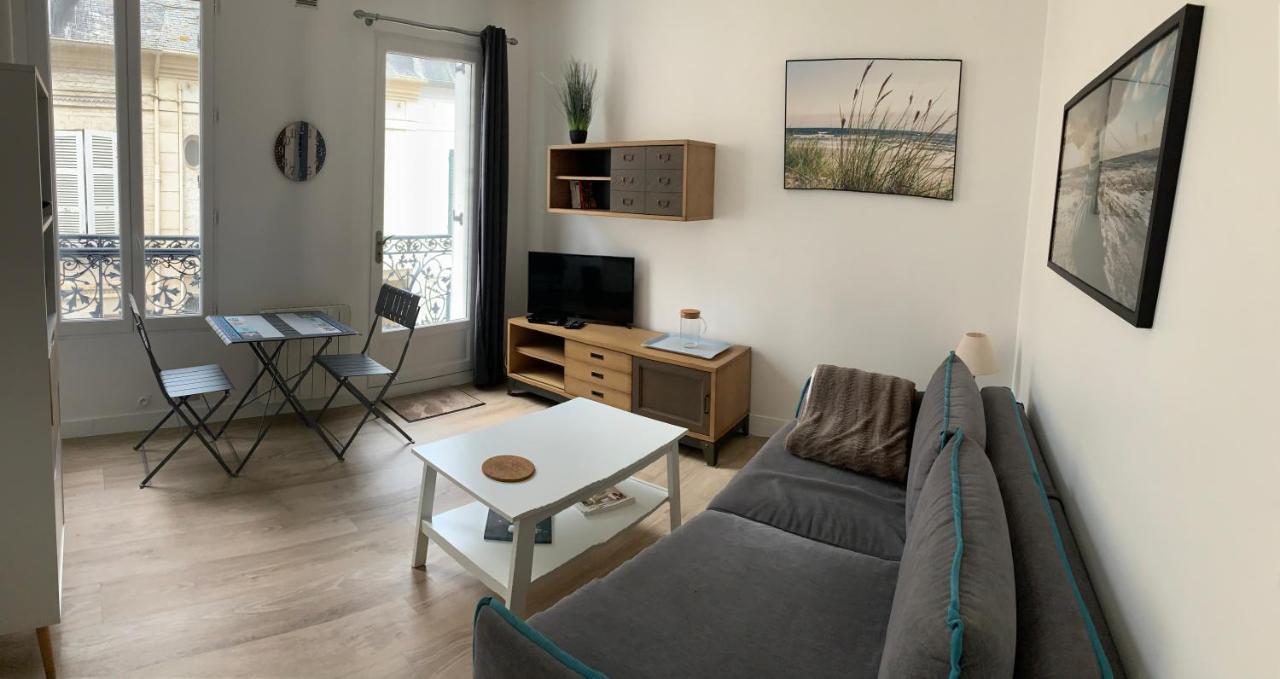 Les Parasols De Trouville Apartment Екстериор снимка